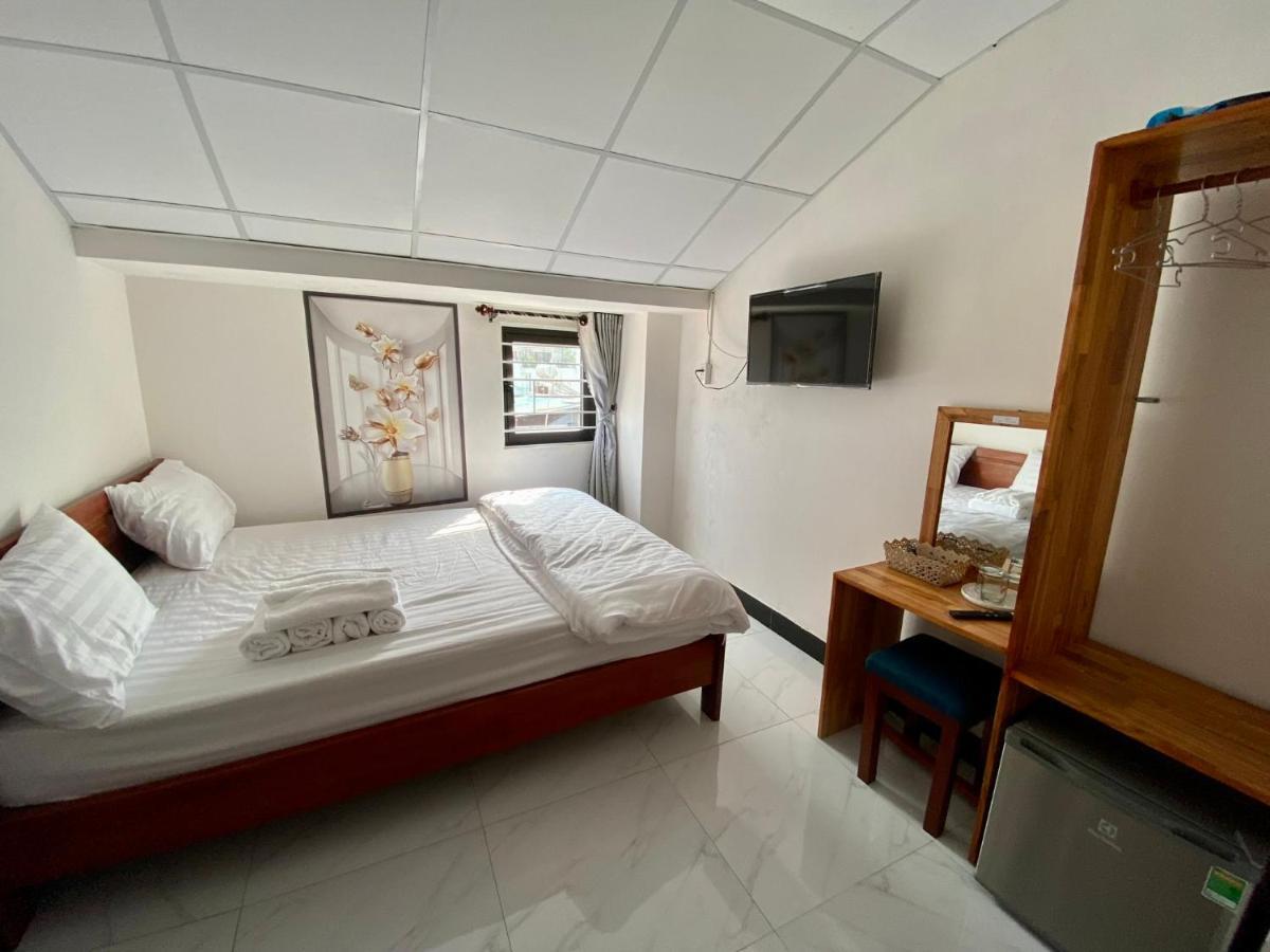 Bobe Homestay Hội An Extérieur photo